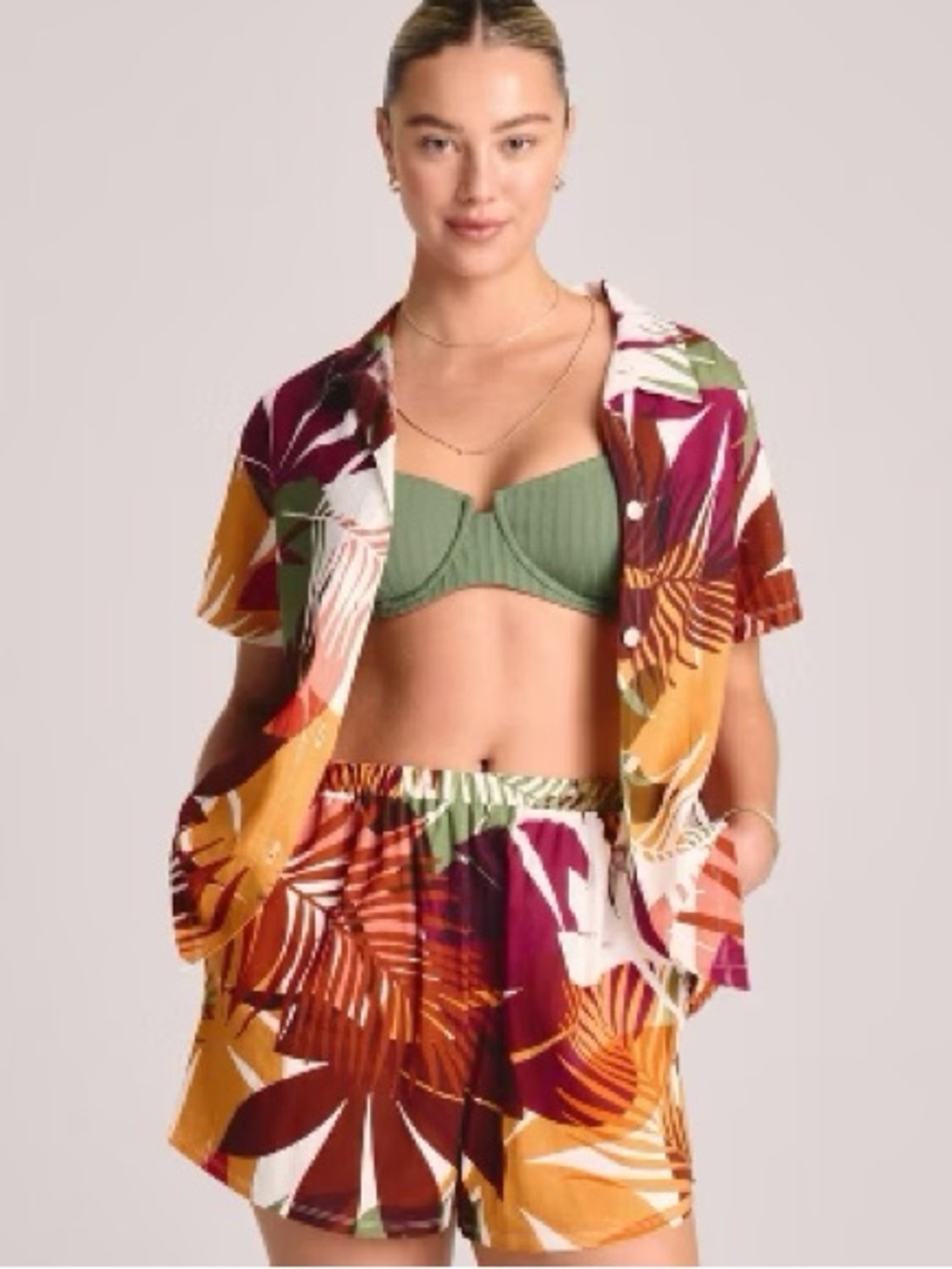 Vitamin A Tropical Print Linen Blend Two Piece Button Up Shirt & Shorts Size XS